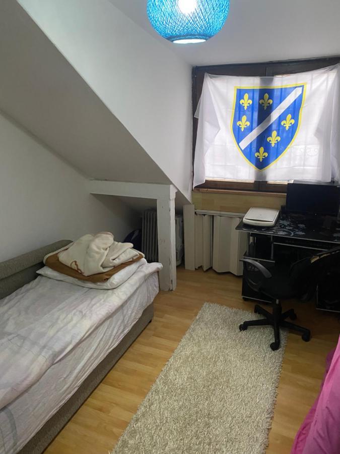 Asja Guest House Lukavac Eksteriør billede